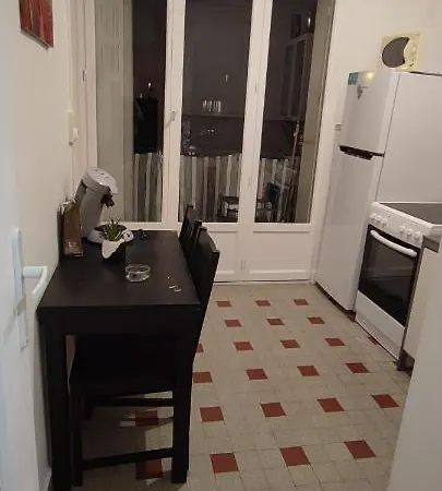 Apartment Peaceful At 7 Lyon